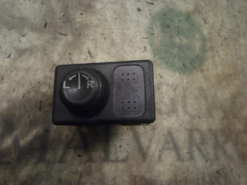Recambio de mando retrovisor para nissan primera berlina (p12) acenta referencia OEM IAM   