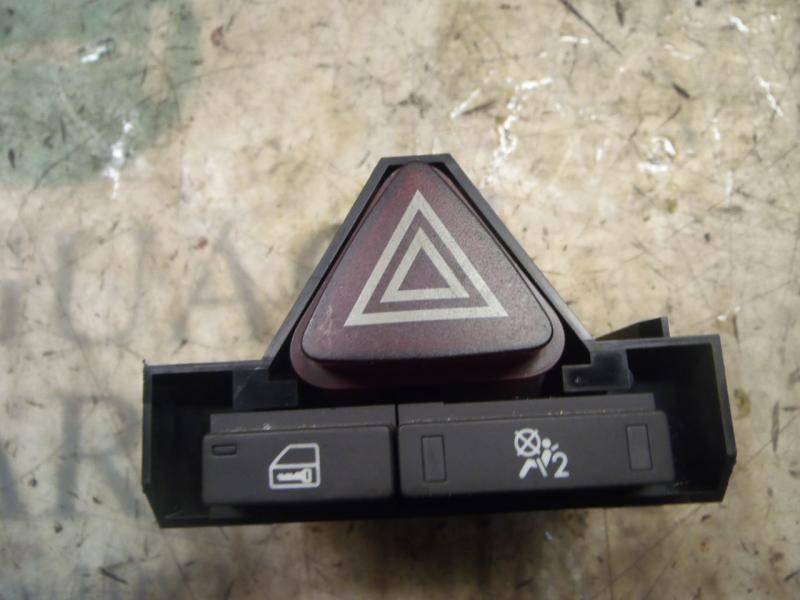 Recambio de warning para opel corsa d 1.3 16v cdti referencia OEM IAM   