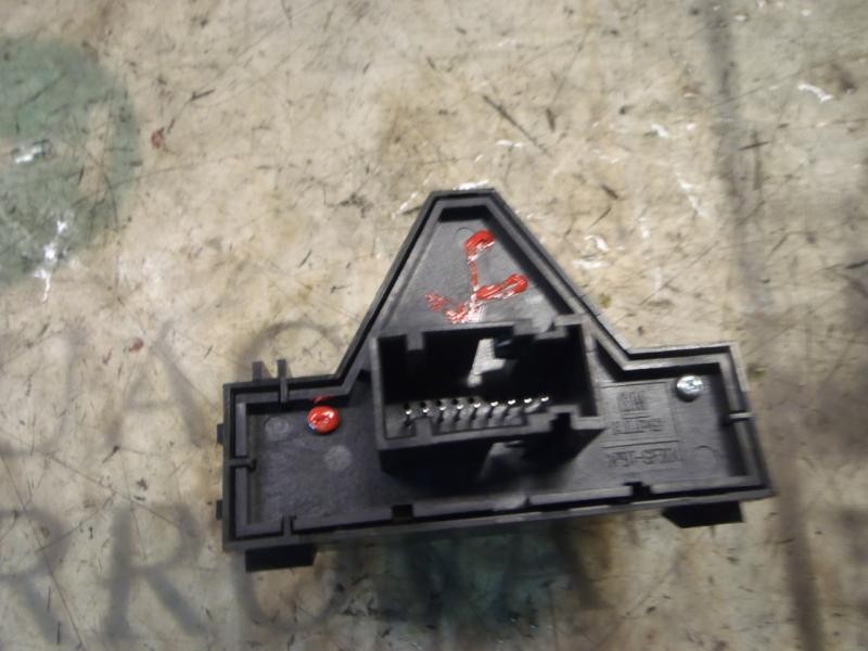 Recambio de warning para opel corsa d 1.3 16v cdti referencia OEM IAM   