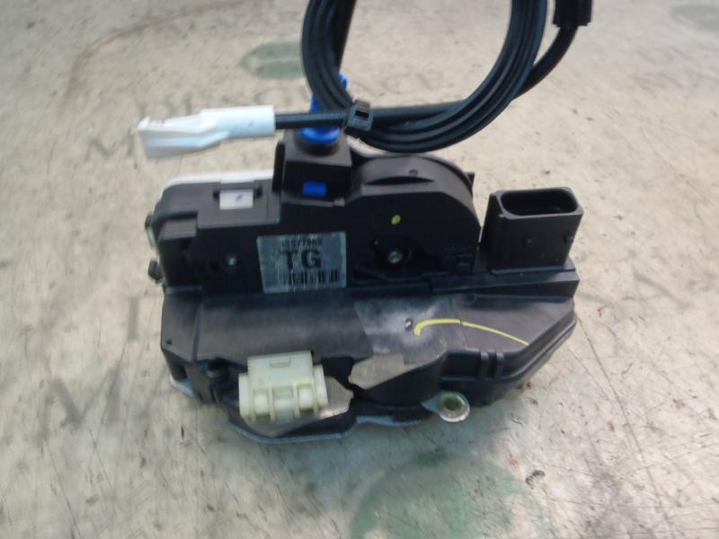 Recambio de cerradura puerta delantera izquierda para opel astra j lim. 1.7 16v cdti referencia OEM IAM   