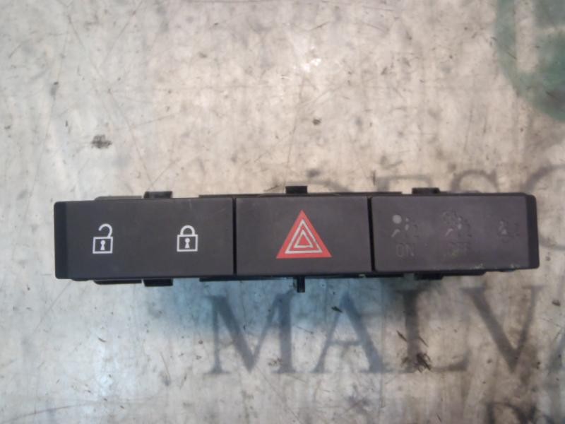 Recambio de warning para opel astra j lim. 1.7 16v cdti referencia OEM IAM   