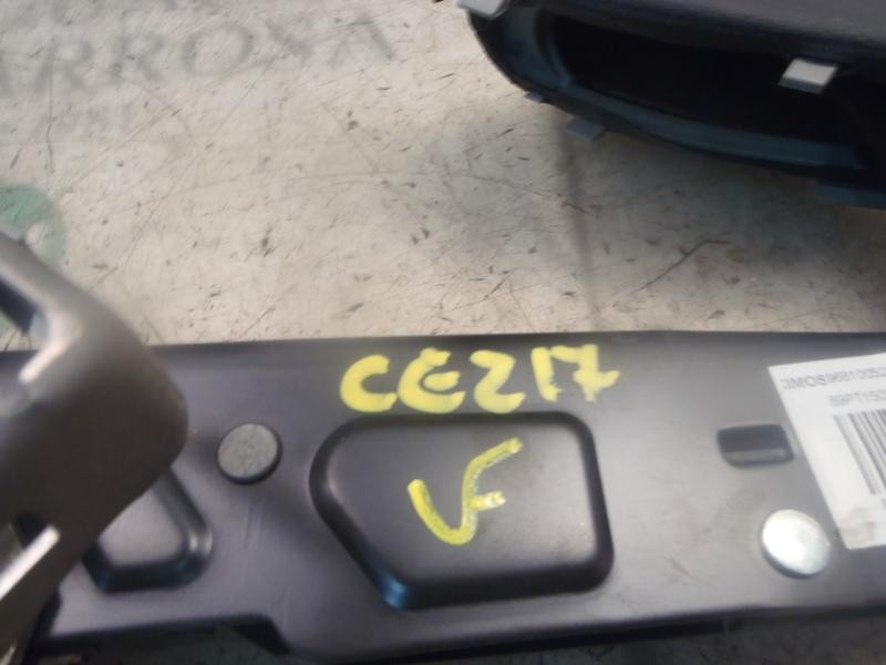 Recambio de palanca freno de mano para peugeot 308 confort referencia OEM IAM 4701G3  