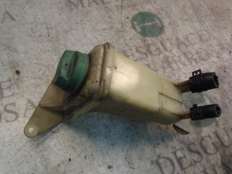 Recambio de deposito servo para audi a6 berlina (4b2) 2.4 (121kw) referencia OEM IAM 8D0422371K  