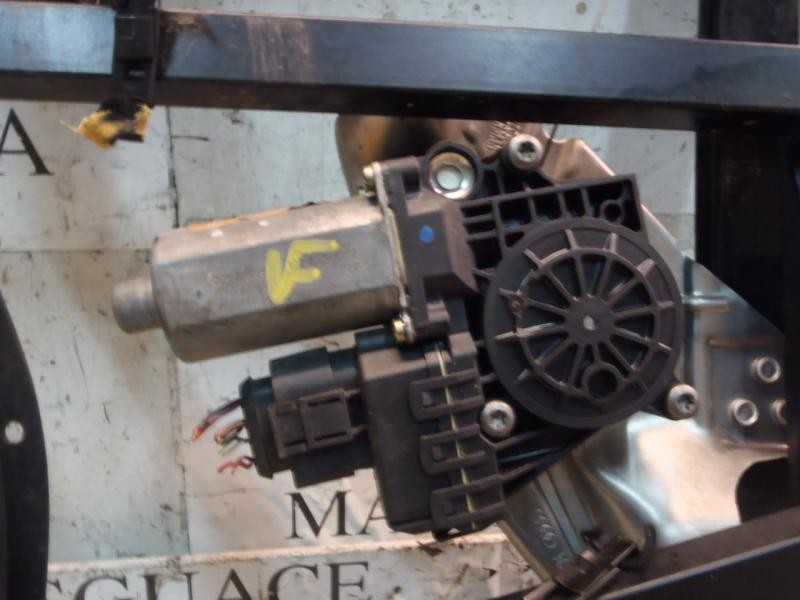 Recambio de elevalunas trasero derecho para audi a6 berlina (4b2) 2.4 (121kw) referencia OEM IAM 4B0839462 0130821785 0130821785