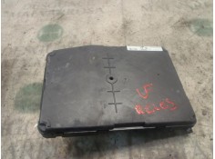 Recambio de caja reles / fusibles para renault scenic ii confort dynamique referencia OEM IAM    2