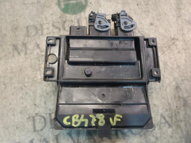 Recambio de centralita motor uce para renault clio iii authentique referencia OEM IAM   