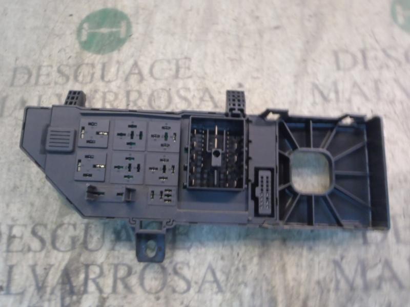 Recambio de caja reles / fusibles para opel vectra c berlina elegance referencia OEM IAM   