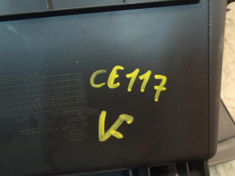 Recambio de guantera para kia rio 1.4 active referencia OEM IAM 845101G200XI  