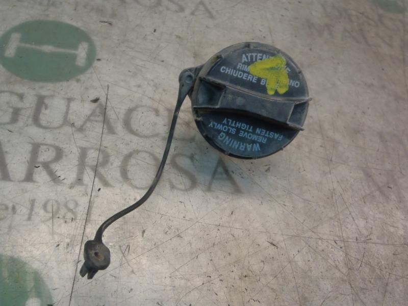 Recambio de tapon combustible para kia rio 1.4 active referencia OEM IAM 310103F600  