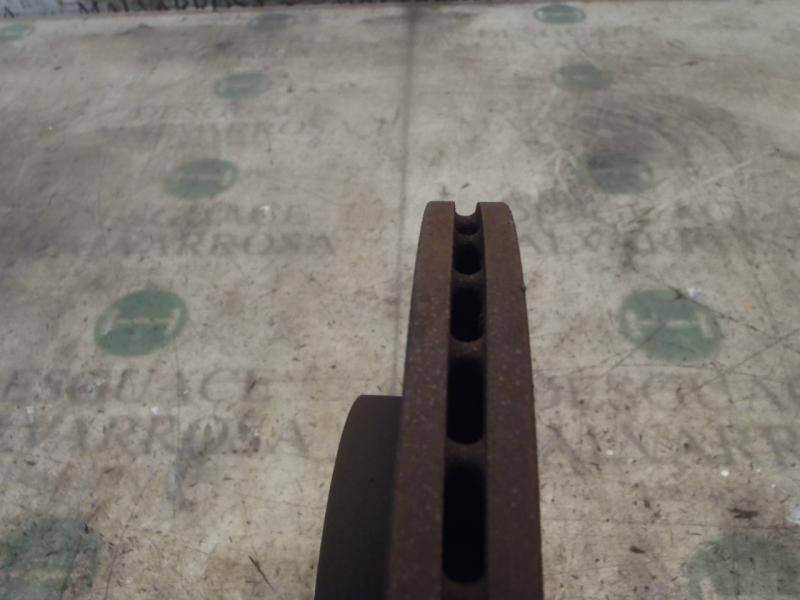 Recambio de disco freno delantero para renault clio iii business referencia OEM IAM   