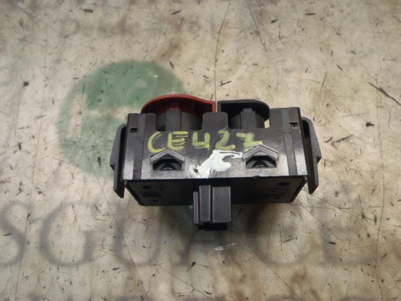 Recambio de warning para renault clio iii business referencia OEM IAM   