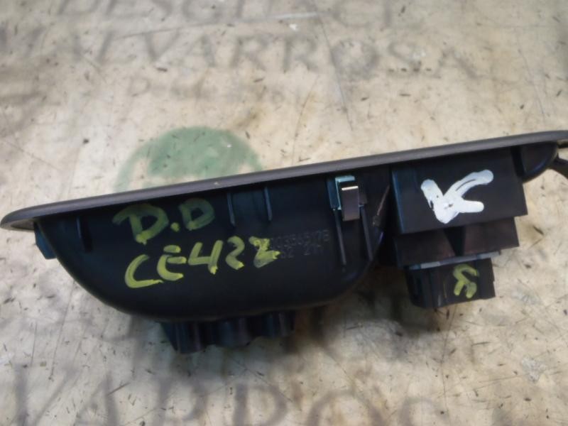 Recambio de mando elevalunas delantero derecho para renault clio iii business referencia OEM IAM   