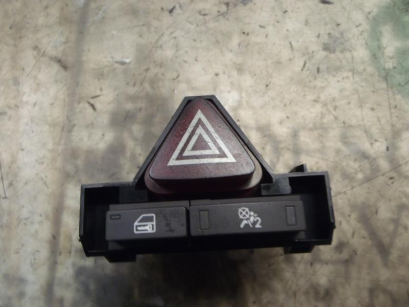 Recambio de warning para opel corsa d cmon referencia OEM IAM   