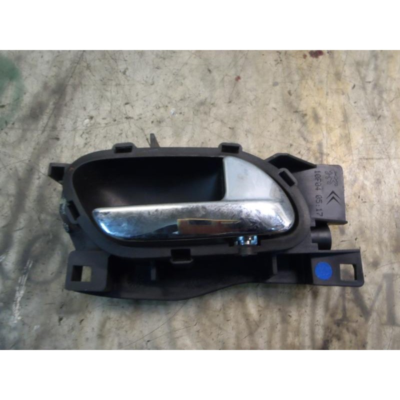 Recambio de maneta interior delantera derecha para peugeot 407 sr confort referencia OEM IAM   