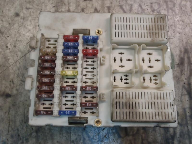 Recambio de caja reles / fusibles para ford transit connect (tc7) furg. referencia OEM IAM   