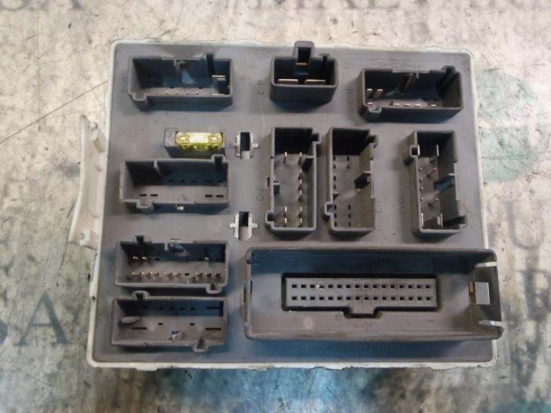 Recambio de caja reles / fusibles para ford transit connect (tc7) furg. referencia OEM IAM   