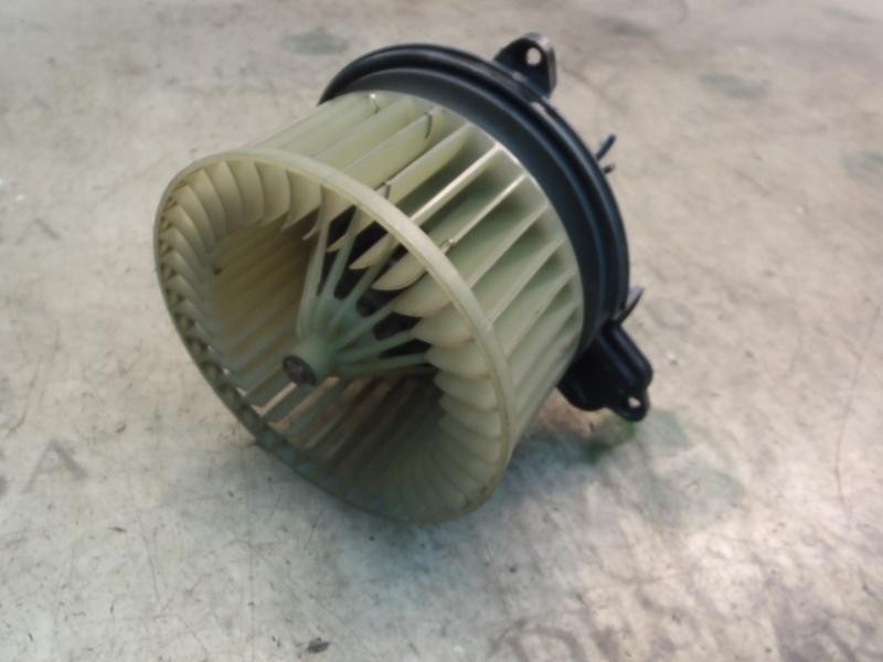 Recambio de motor calefaccion para peugeot 306 berlina 3/4/5 puertas (s2) xn referencia OEM IAM   