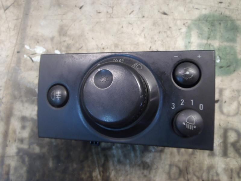 Recambio de mando luces para opel meriva 1.7 16v cdti cat referencia OEM IAM   