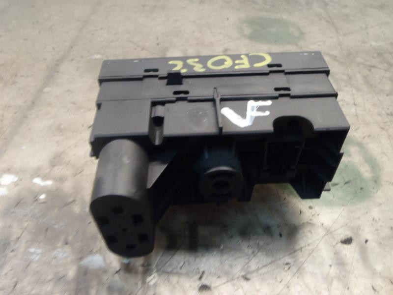 Recambio de mando luces para opel meriva 1.7 16v cdti cat referencia OEM IAM   