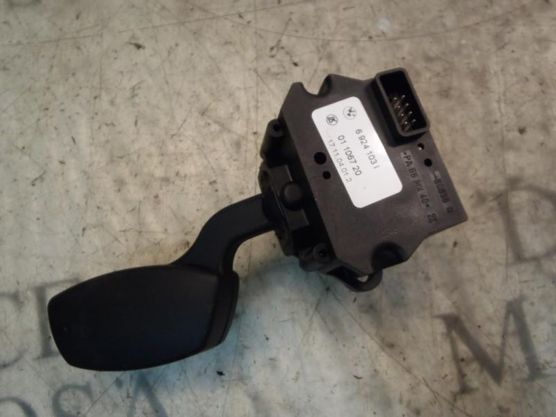 Recambio de mando intermitentes para bmw serie 5 berlina (e60) 530i referencia OEM IAM 61316924103 6924103 