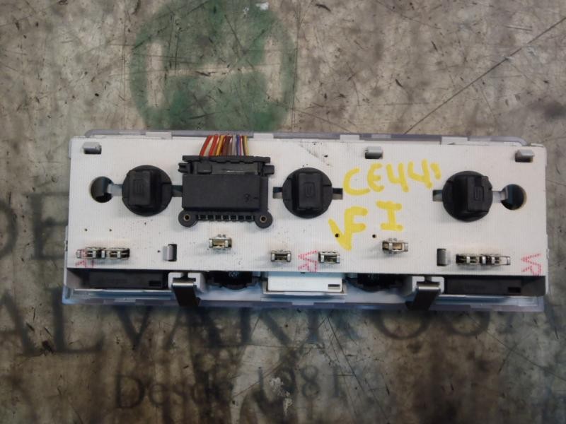 Recambio de piloto interior para bmw serie 5 berlina (e60) 530i referencia OEM IAM 63316962058  