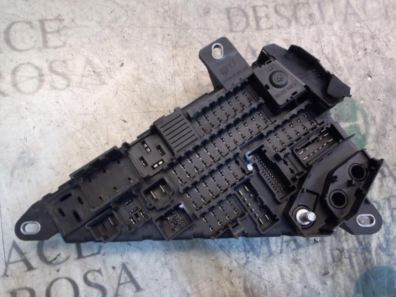 Recambio de caja reles / fusibles para bmw serie 5 berlina (e60) 530i referencia OEM IAM 61146906588 690655807 