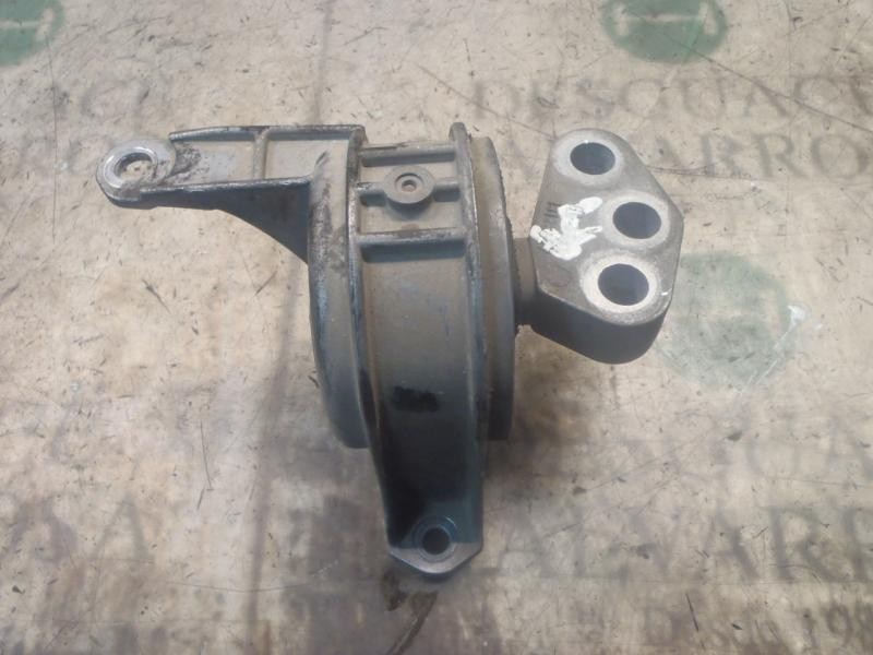 Recambio de soporte motor para opel astra h berlina cosmo referencia OEM IAM   