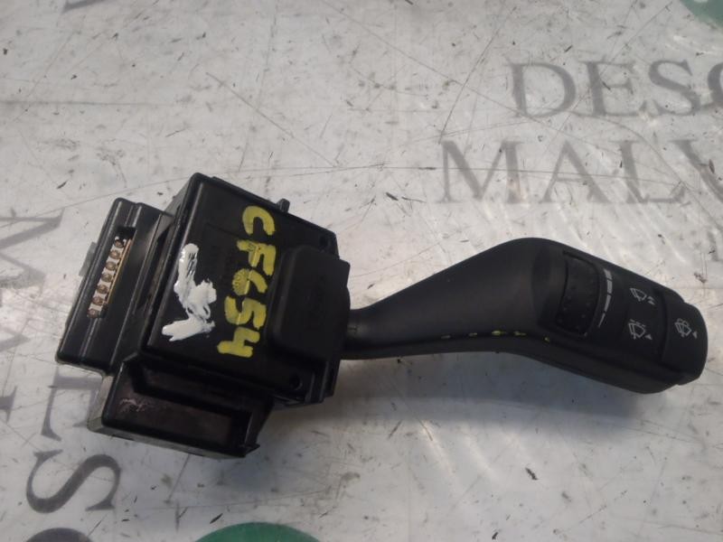 Recambio de mando limpia para ford focus turnier (cb4) trend referencia OEM IAM 1350067 4M5T17A553BD 