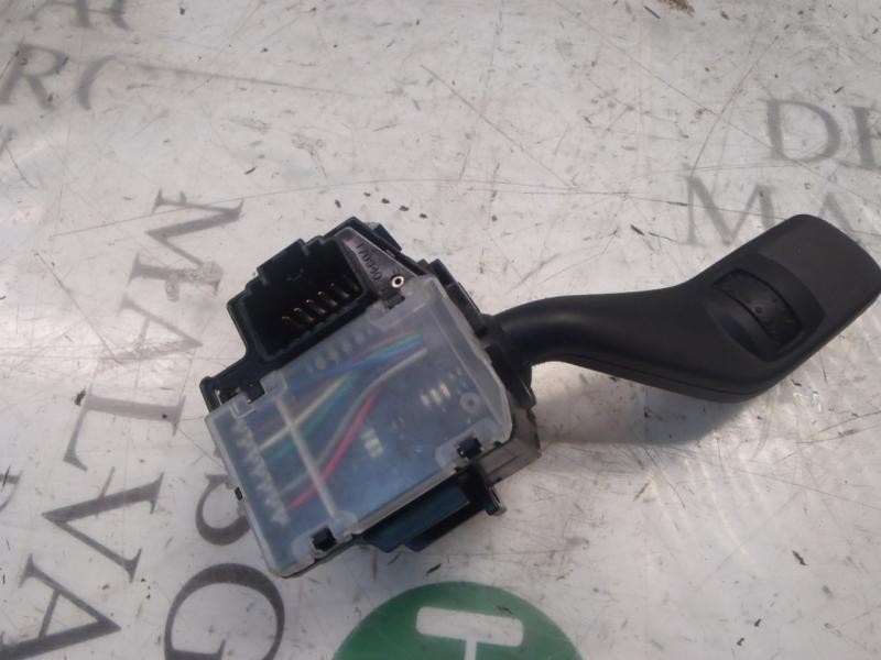 Recambio de mando limpia para ford focus turnier (cb4) trend referencia OEM IAM 1350067 4M5T17A553BD 