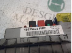 Recambio de caja reles / fusibles para fiat punto berlina (188) 1.2 8v dynamic referencia OEM IAM    2