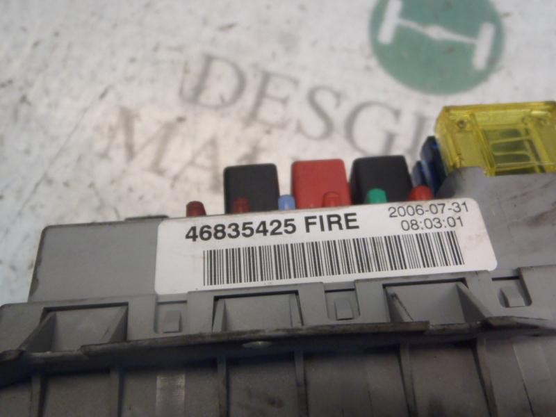 Recambio de caja reles / fusibles para fiat punto berlina (188) 1.2 8v dynamic referencia OEM IAM   