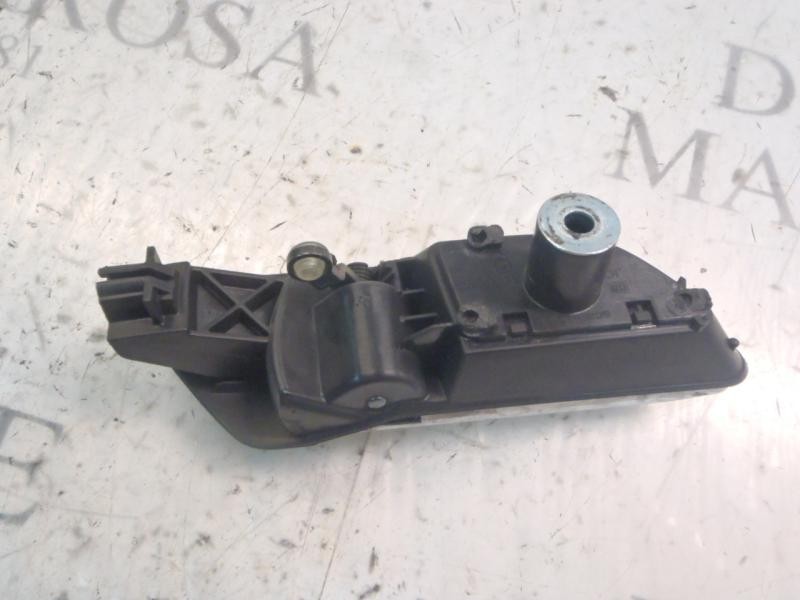 Recambio de maneta interior trasera derecha para opel astra h berlina cosmo referencia OEM IAM   