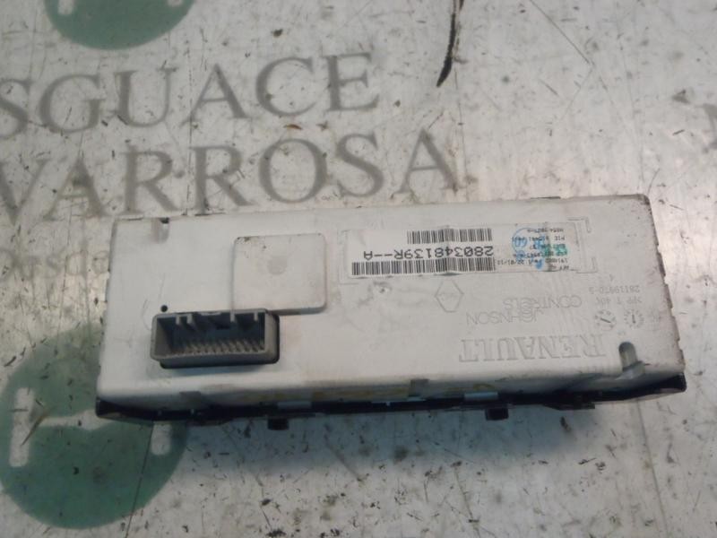 Recambio de pantalla multifuncion para renault kangoo 1.5 dci diesel cat referencia OEM IAM   