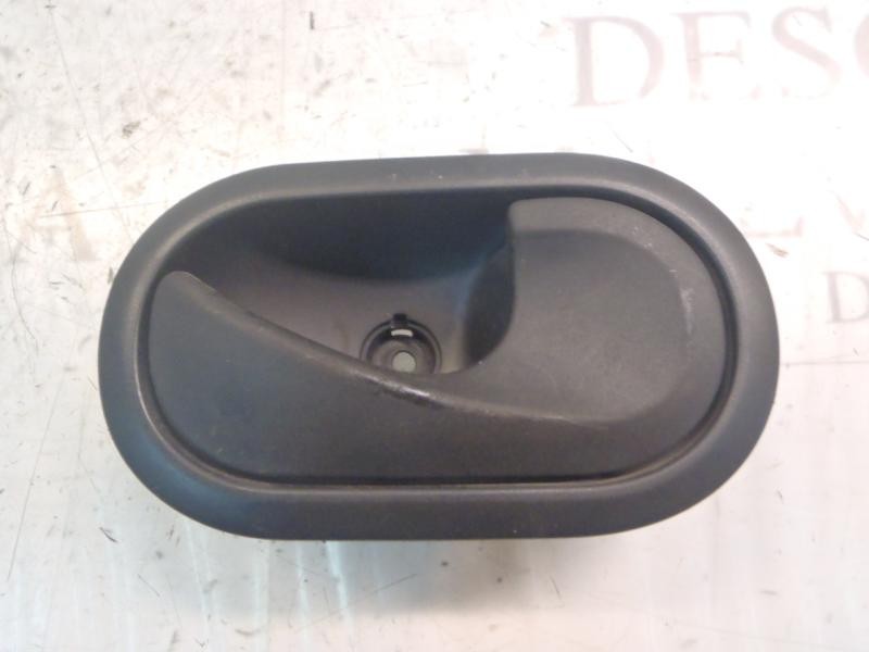 Recambio de maneta interior delantera derecha para renault kangoo 1.5 dci diesel cat referencia OEM IAM   