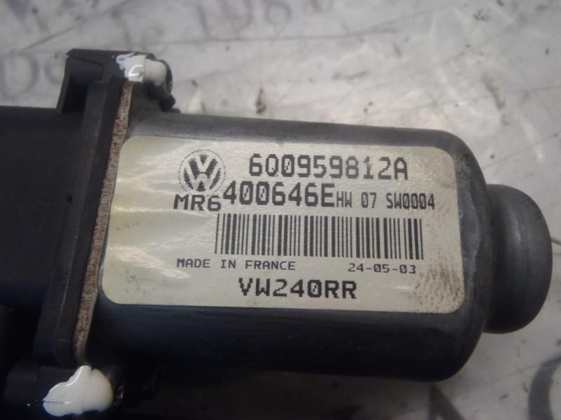 Recambio de motor elevalunas trasero derecho para volkswagen polo (9n1) gt referencia OEM IAM   