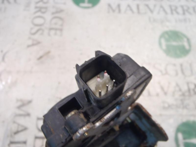 Recambio de cerradura puerta trasera derecha para hyundai santa fe (sm) 2.4 gls referencia OEM IAM 8142026000  