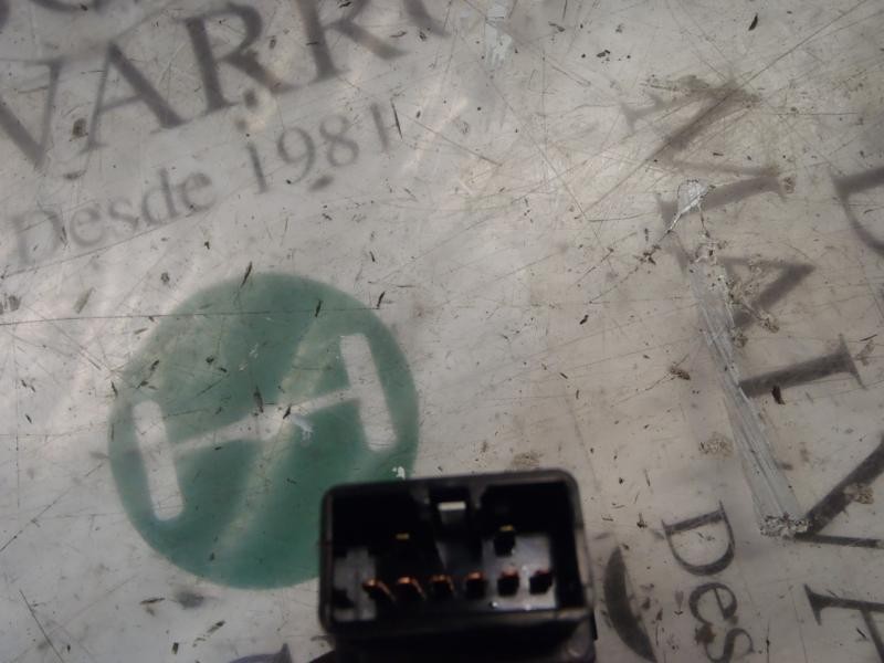 Recambio de warning para hyundai santa fe (sm) 2.4 gls referencia OEM IAM 9379026000 93790Z6000 