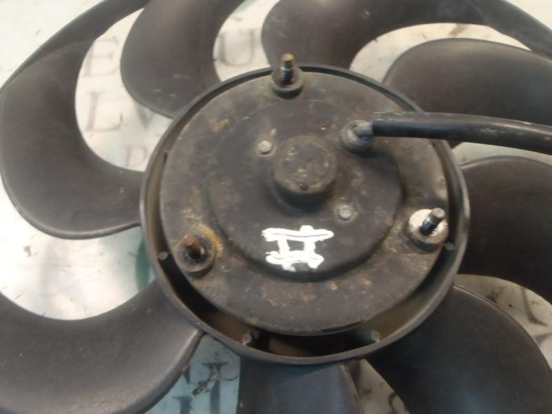 Recambio de electroventilador para hyundai santa fe (sm) 2.4 gls referencia OEM IAM 2523138000  