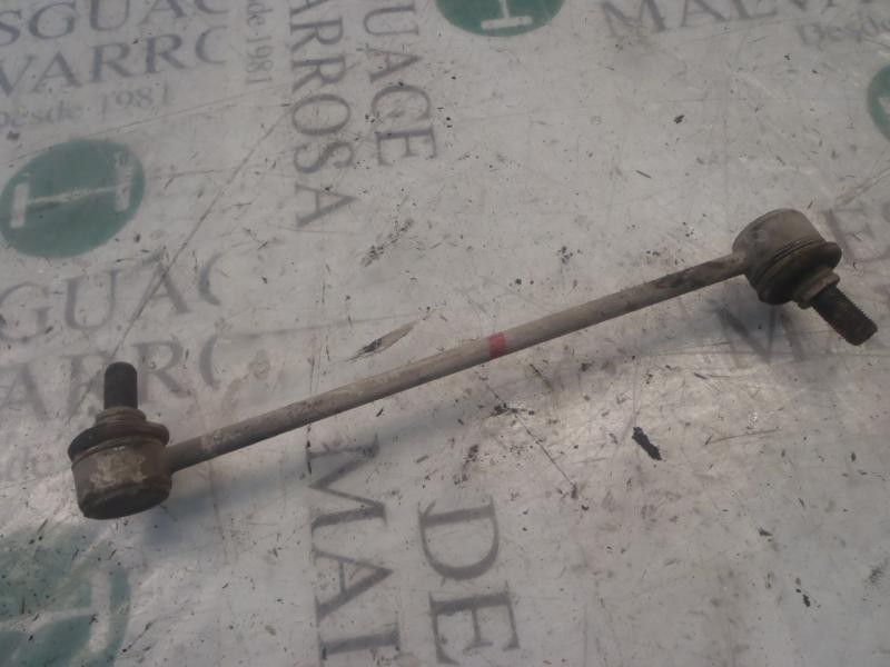 Recambio de tirante delantero derecho para hyundai santa fe (sm) 2.4 gls referencia OEM IAM 5484026000  