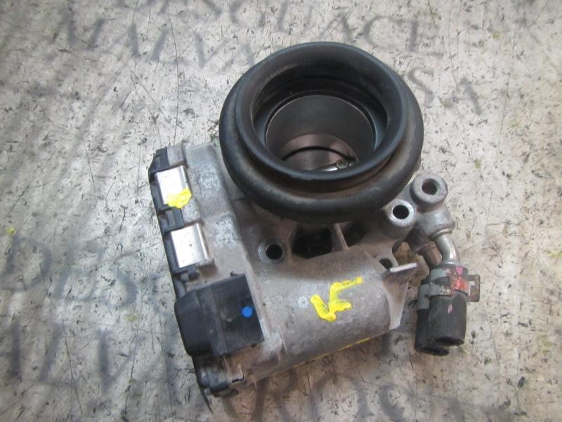 Recambio de caja mariposa para toyota yaris 1.0 cat referencia OEM IAM 220300Q020 220300Q020 0280750481