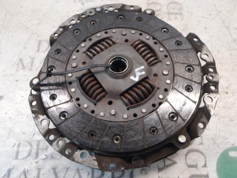 Recambio de kit embrague para citroën xsara berlina 1.9 td exclusive referencia OEM IAM   