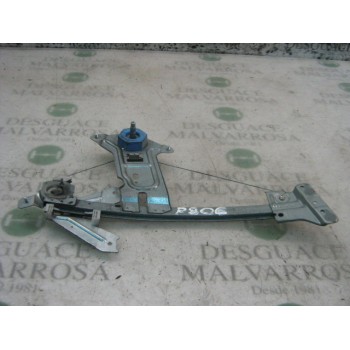 ELEVALUNAS TRASERO DERECHO 