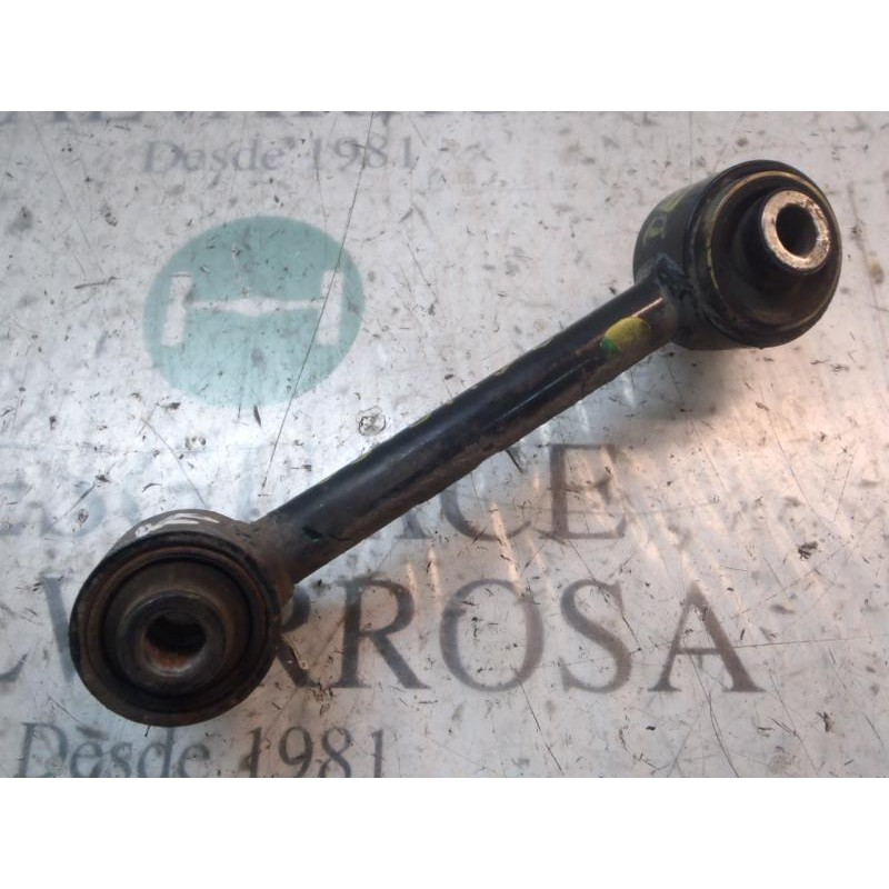 Recambio de brazo suspension superior trasero derecho para mitsubishi outlander (cu0w) 2.0 4wd referencia OEM IAM MN100109  