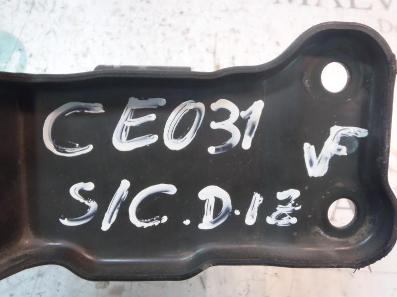 Recambio de soporte cambio para mitsubishi outlander (cu0w) 2.0 4wd referencia OEM IAM MN100014  