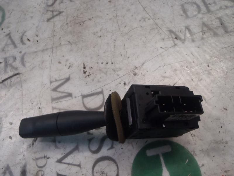 Recambio de mando limpia para peugeot 206 berlina xr referencia OEM IAM   