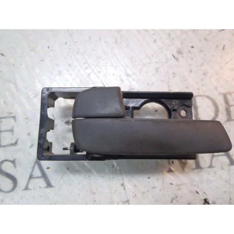 Recambio de maneta interior delantera izquierda para kia rio 1.4 ex1 referencia OEM IAM 826101G000XI  