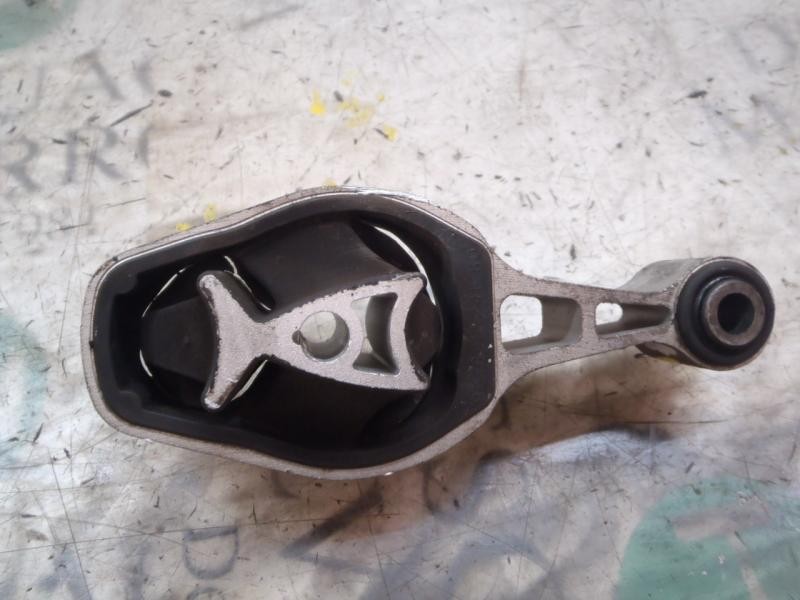 Recambio de soporte cambio para peugeot 208 1.2 12v vti referencia OEM IAM 9688824180  