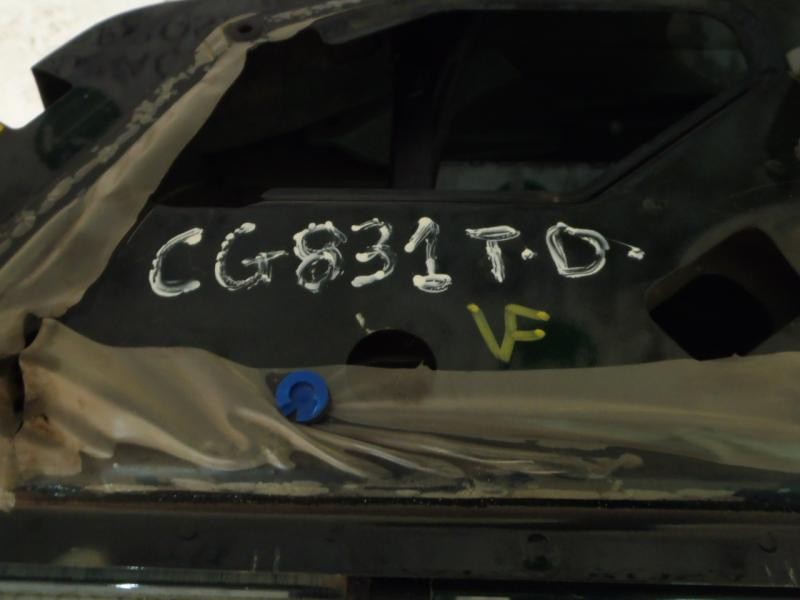 Recambio de puerta trasera derecha para land rover discovery (lt) td5 es referencia OEM IAM   