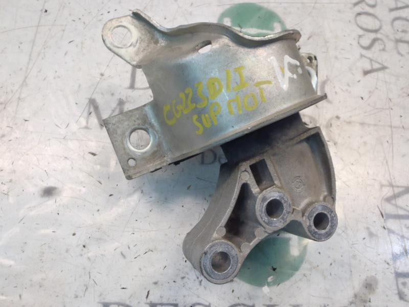 Recambio de soporte motor para fiat nuova 500 (150) lounge referencia OEM IAM   