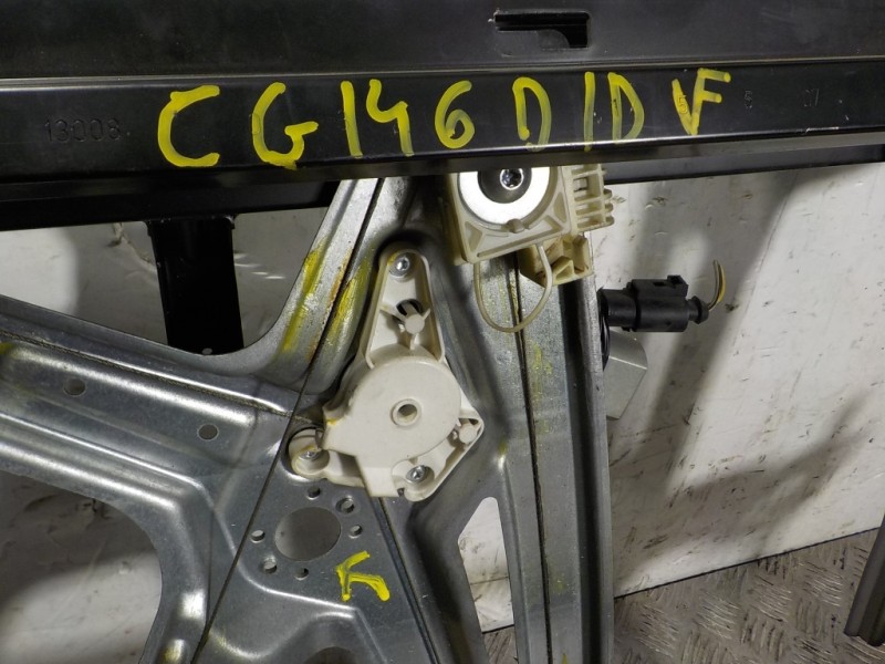 Recambio de elevalunas delantero derecho para smart coupe fortwo coupe (62kw) referencia OEM IAM A4517200646 A4517200846 